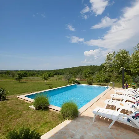 Relax In Nature Mugeba Club * Poreč